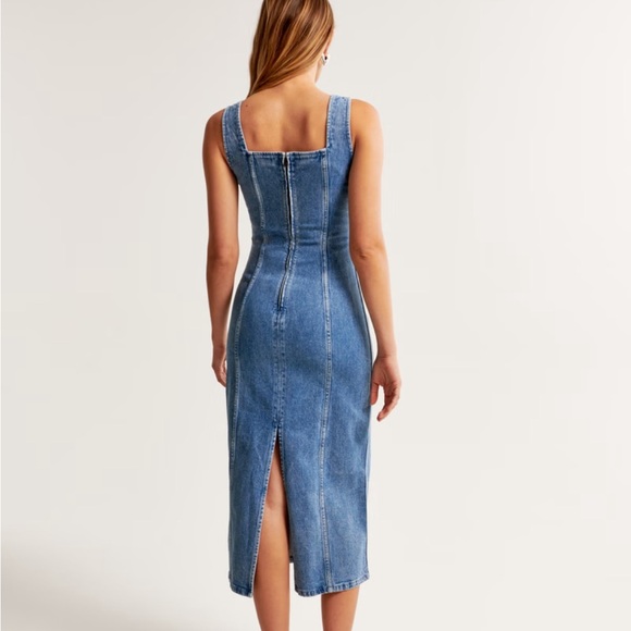 Abercrombie Denim Column midi dress in medium wash - Blue Denim Sleeveless Dress - Picture 4 of 4
